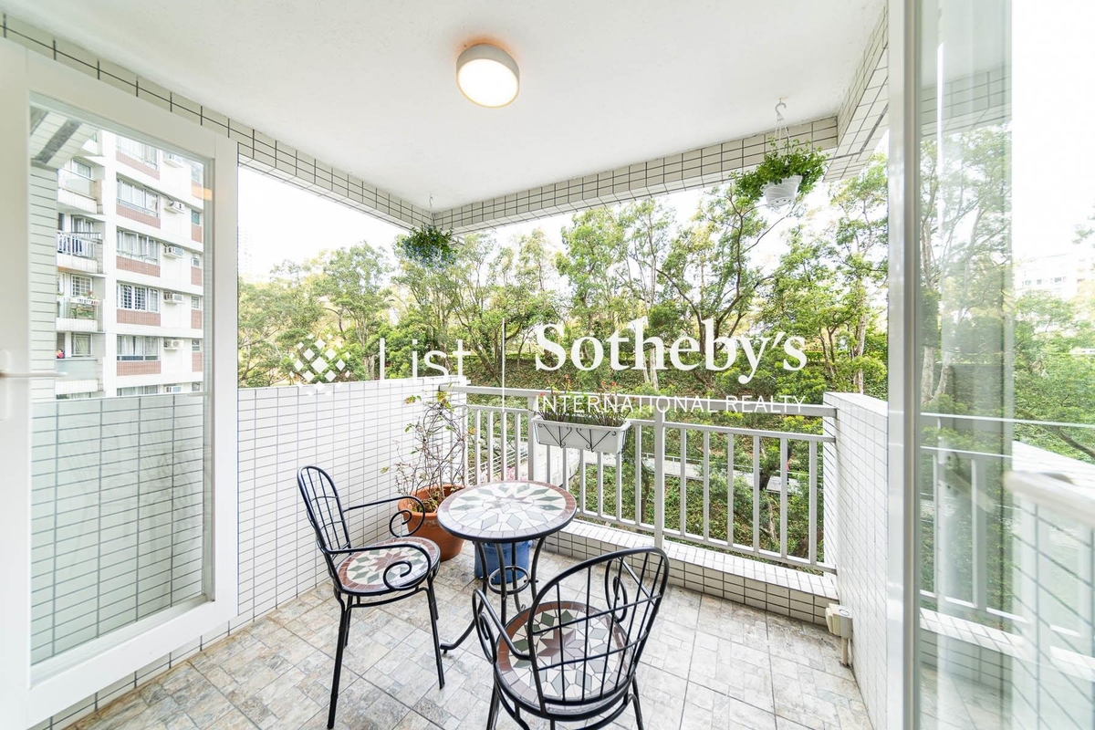 Braemar Hill Mansions 賽西湖大廈 | Balcony off Living and Dining Room