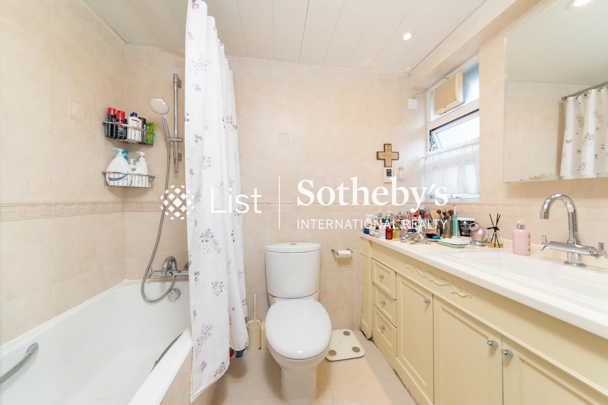 Braemar Hill Mansions 賽西湖大廈 | Master Bathroom