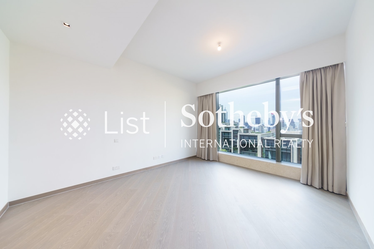 Central Peak 司徒拔道18號 | Master Bedroom