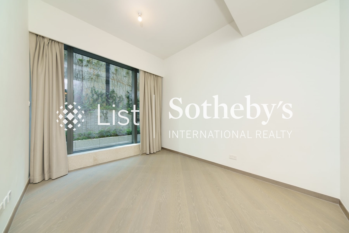 Central Peak 司徒拔道18號 | Second En-suite Bedroom