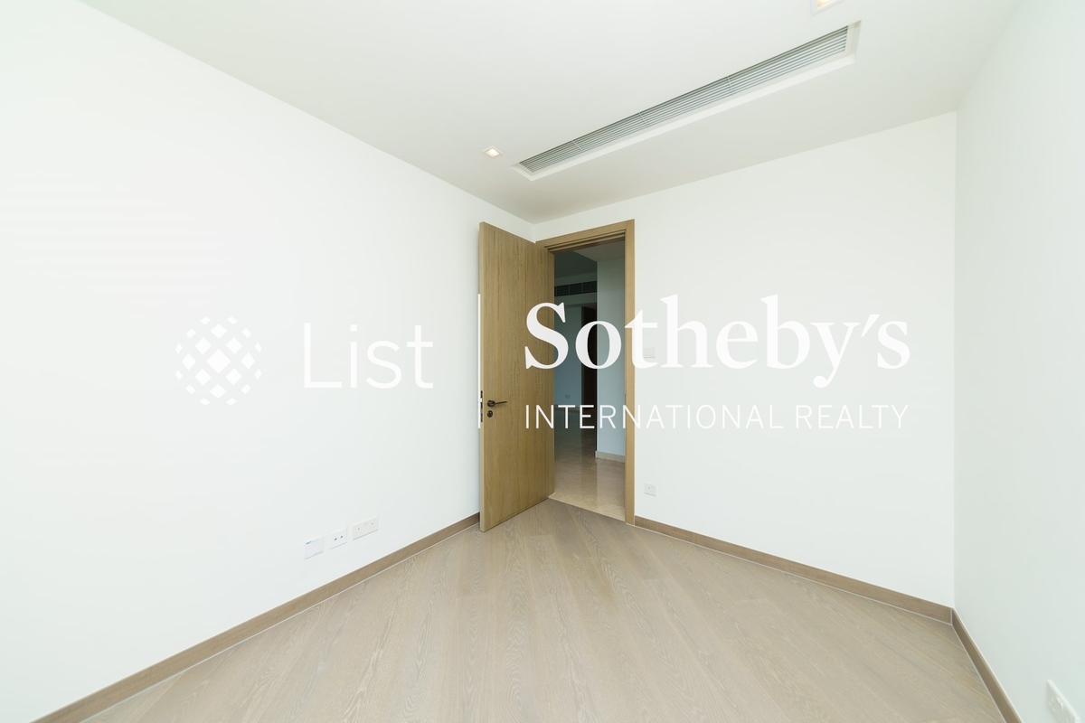 Central Peak 司徒拔道18號 | Fourth Bedroom