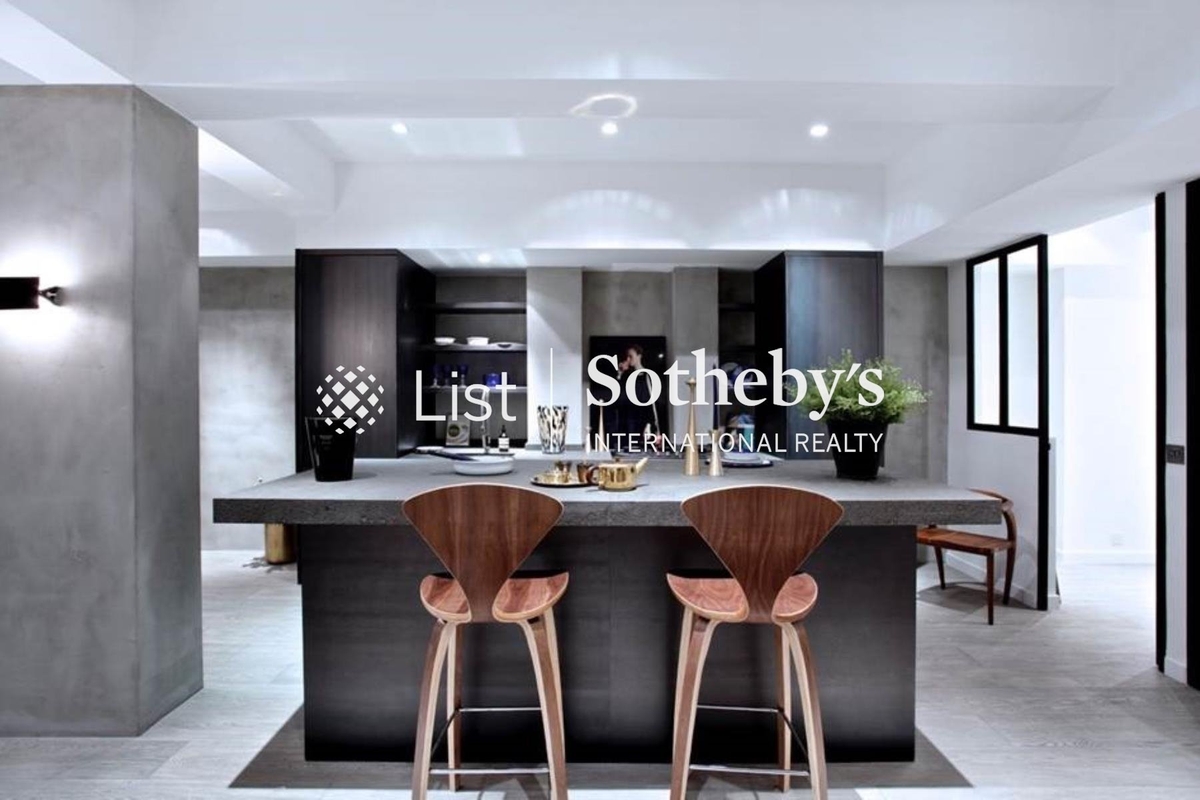 42-44 Robinson Road 羅便臣道42-44號 | Open Kitchen