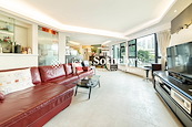 Dragon View 御龍居 | Living and Dining Room