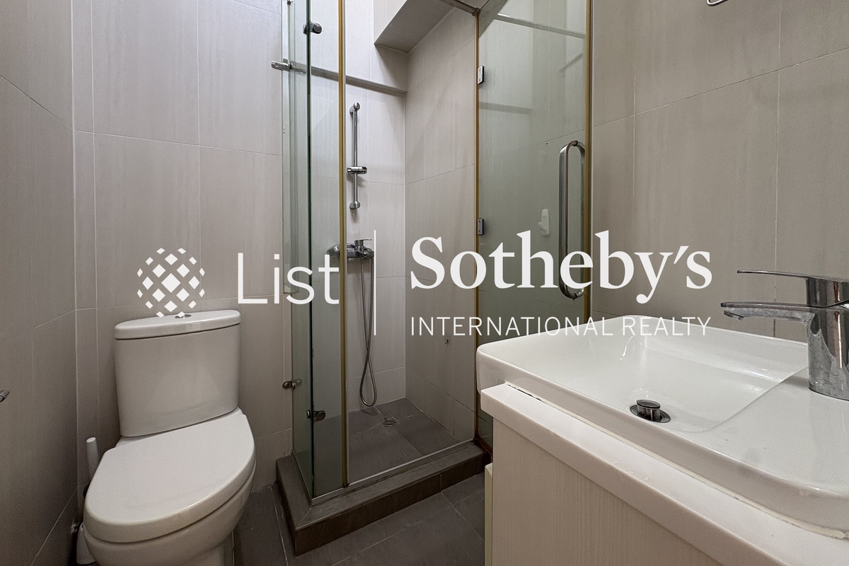 Ruby Chalet 寶石小築 | Guest Bathroom