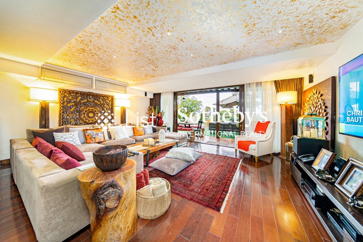 Greenwood Villa 木棉山路 1-6號 | Living and Dining Room