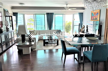 Park Island 珀麗灣 | Living and Dining Room