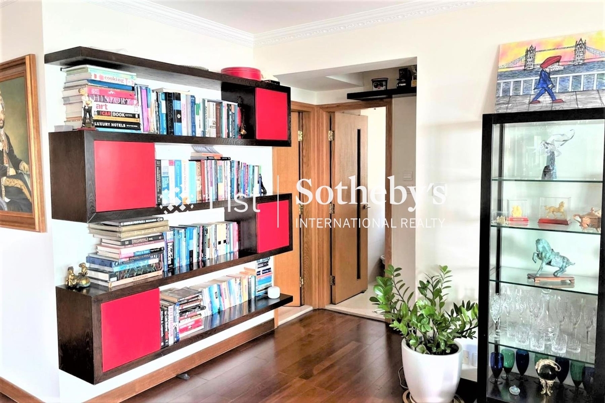 Park Island 珀麗灣 | Living and Dining Room