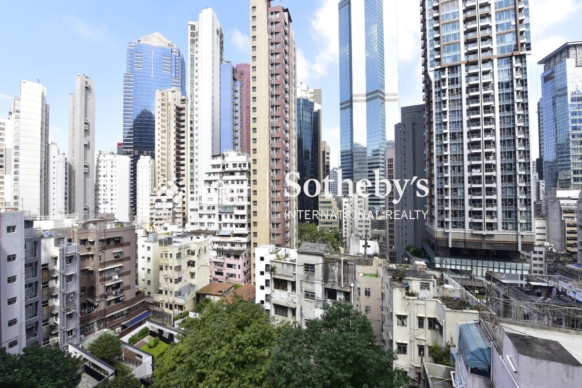 Hollywood Road 荷李活道 | View from Private Roof Terrace