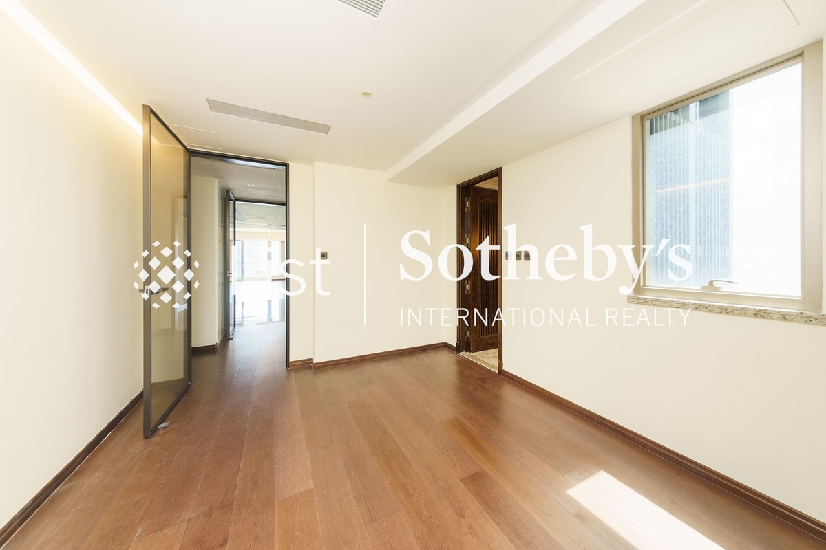 No. 21 Borrett Road 波老道21号 | Family Room