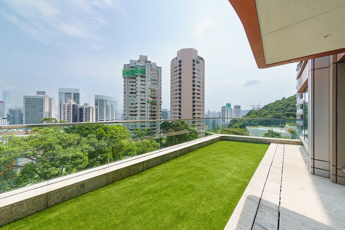 No. 21 Borrett Road 波老道21號 | Private Terrace off Living Room