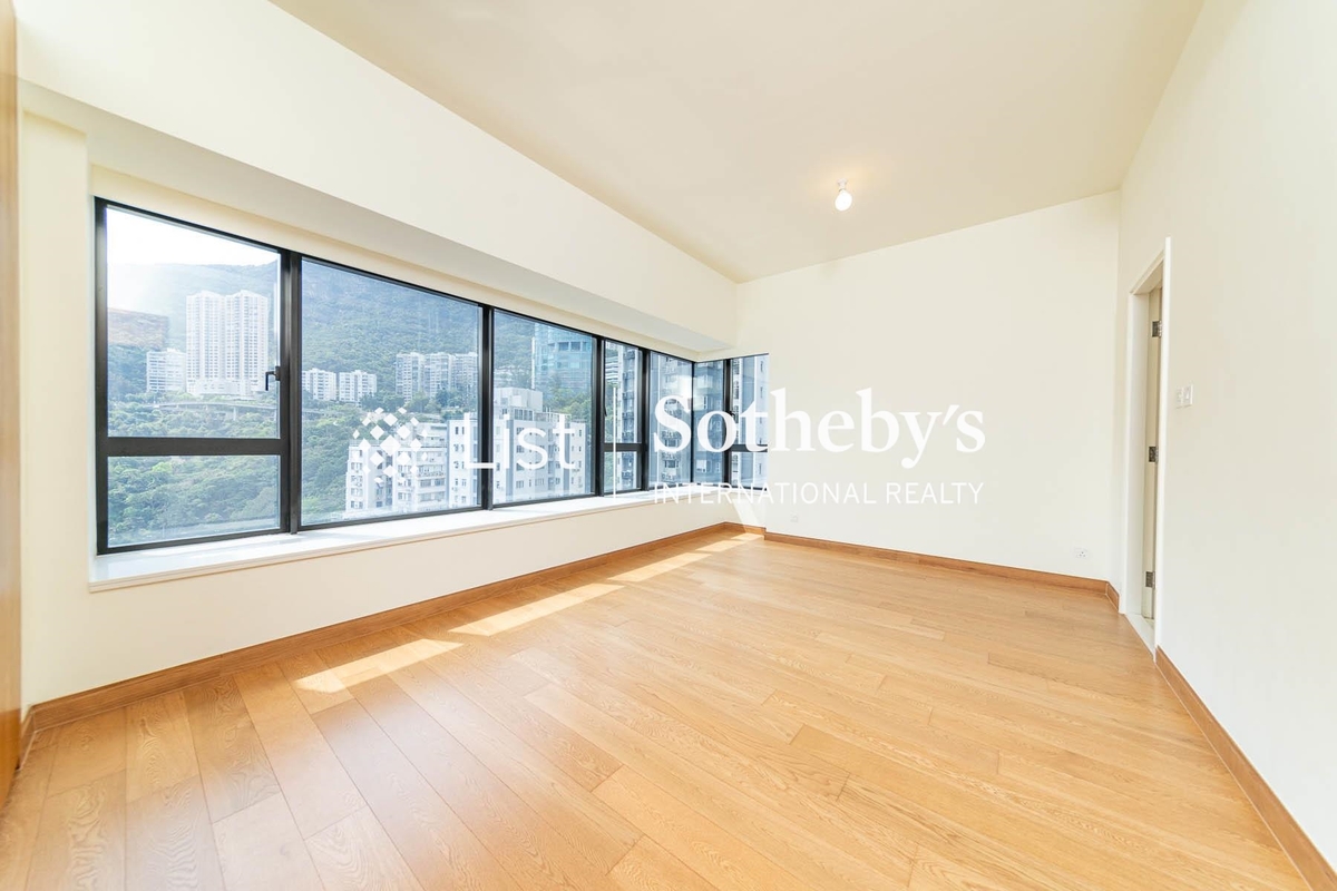 The Aster The Aster | Master Bedroom