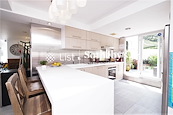 Hebe Villa 白沙灣花園 | Open Kitchen