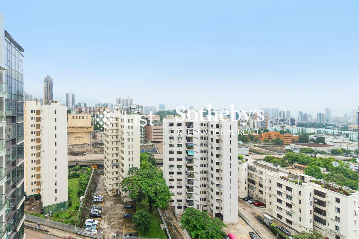 Eden Gate 雲門 | View from Living and Dining Room