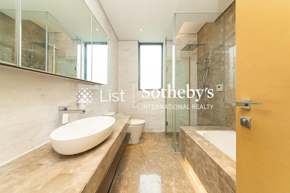 Eden Gate 雲門 | Master Bathroom