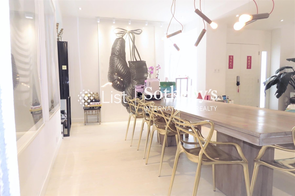 Cambridge Road 劍橋道 | Living and Dining Room