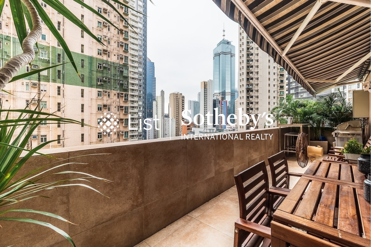 Kam Kin Mansion 金堅大廈 | Private Terrace off Master Bedroom