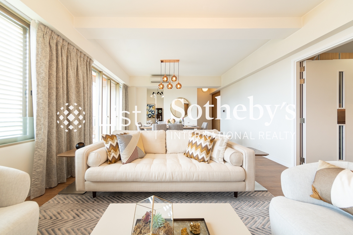 Jessville Jessville | Living and Dining Room