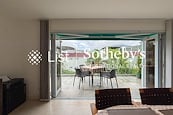 Venice Villa 柏濤軒 | Private Terrace off Dining Room
