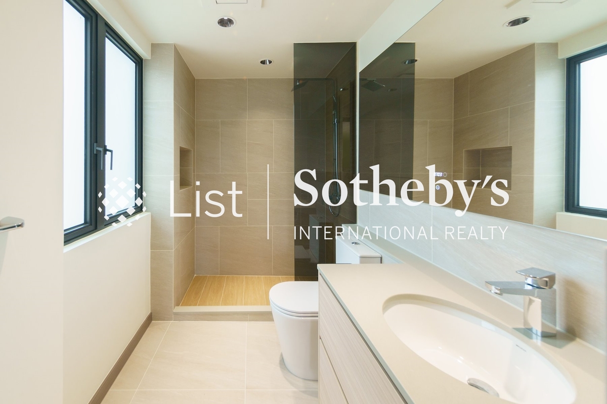 The Portofino 栢涛湾 | Second En-suite Bathroom