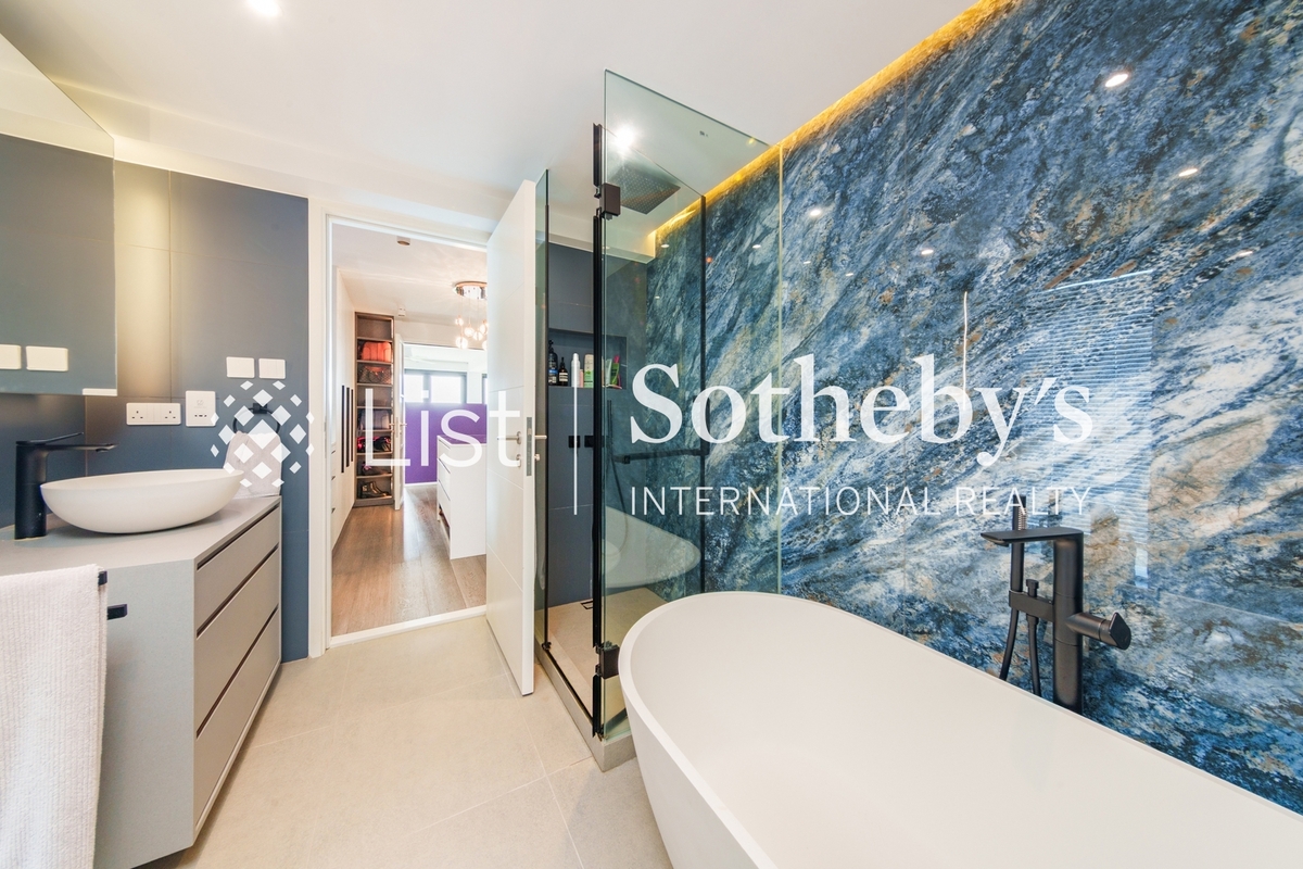 Hing Keng Shek Detached House 庆径石独立屋 | Master Bathroom
