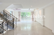 Royal Bay 御濤 | Living and Dining Room