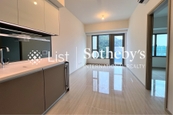 Southland 晉環  | Living and Dining Room