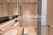 Southland 晋环  | Master Bathroom