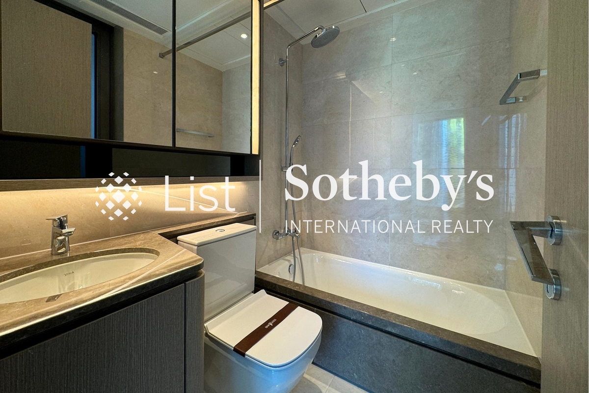 Southland 晉環  | Master Bathroom