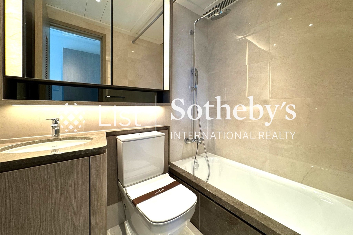 Southland 晉環  | Master Bathroom
