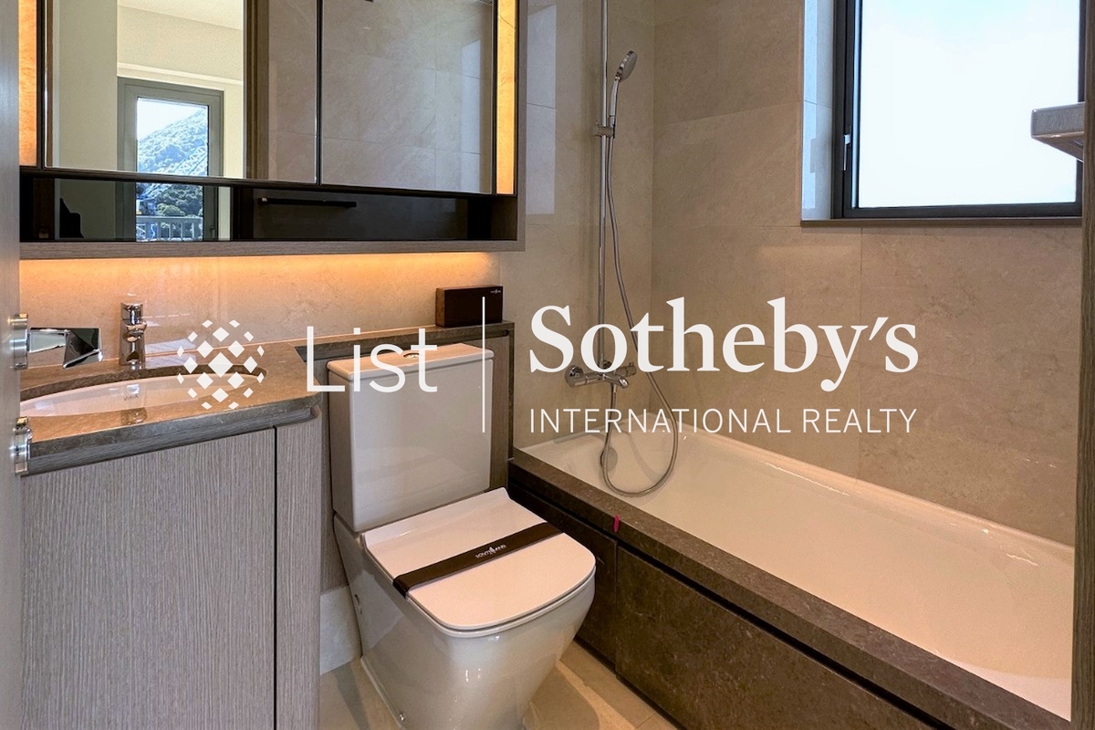 Southland 晉環  | Master Bathroom