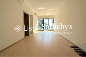Southland 晉環  | Living and Dining Room