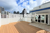 Westlands Court 華蘭花園 | Private Terrace off Living and Dining Room