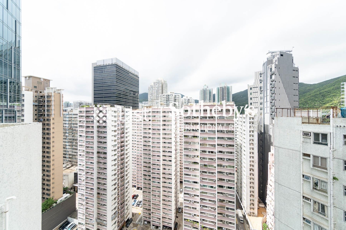 Westlands Court 華蘭花園 | View from Living Room