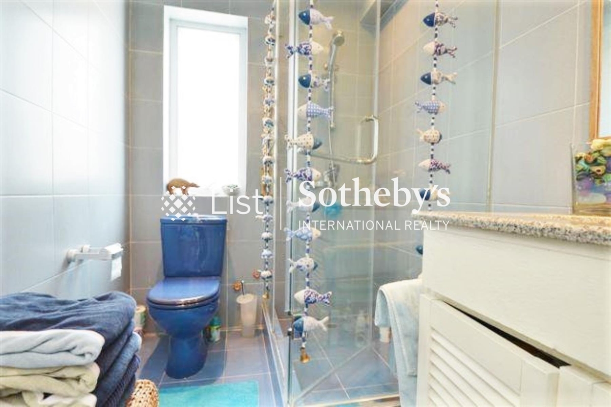 Mau Po 茅莆 | Guest Bathroom