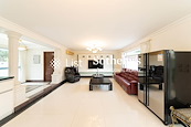 Pak Ngau Shek Sheung Tsuen 白牛石上村 | Living Room