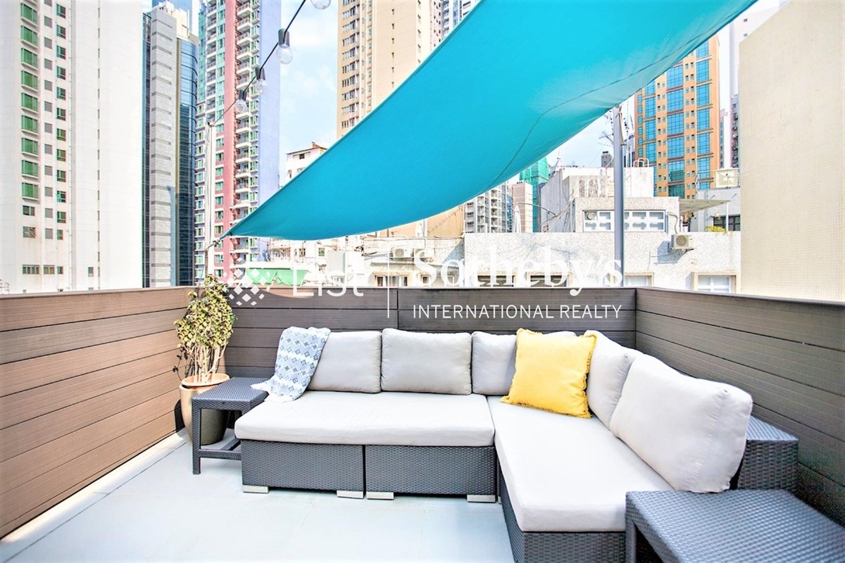 7-9 Shin Hing Street 善慶街7-9號 | Private Roof Terrace