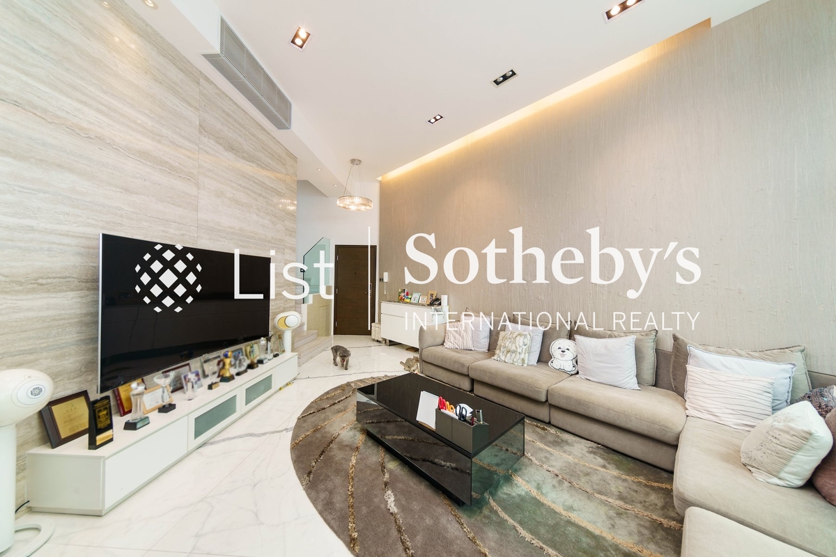 Park Avenue Central Park 柏景灣 帝柏海灣 | Living and Dining Room