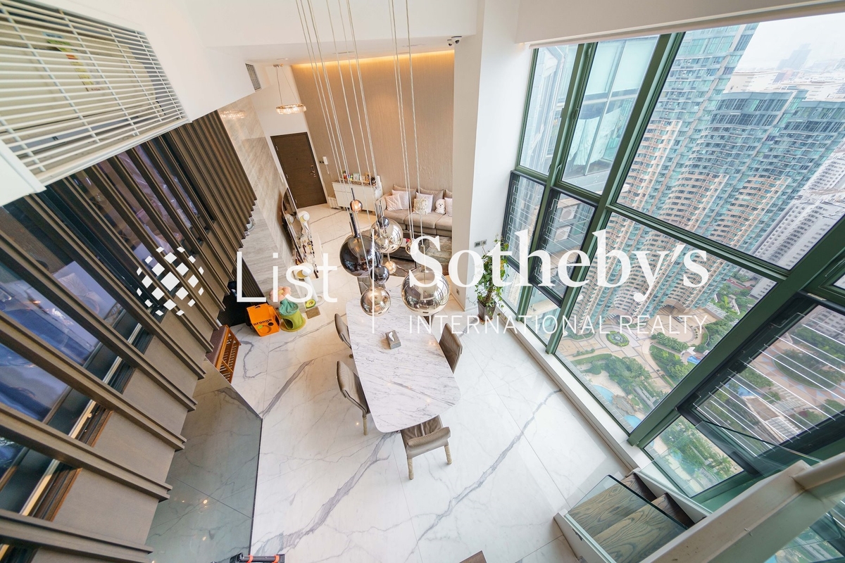 Park Avenue Central Park 柏景灣 帝柏海灣 | Living and Dining Room