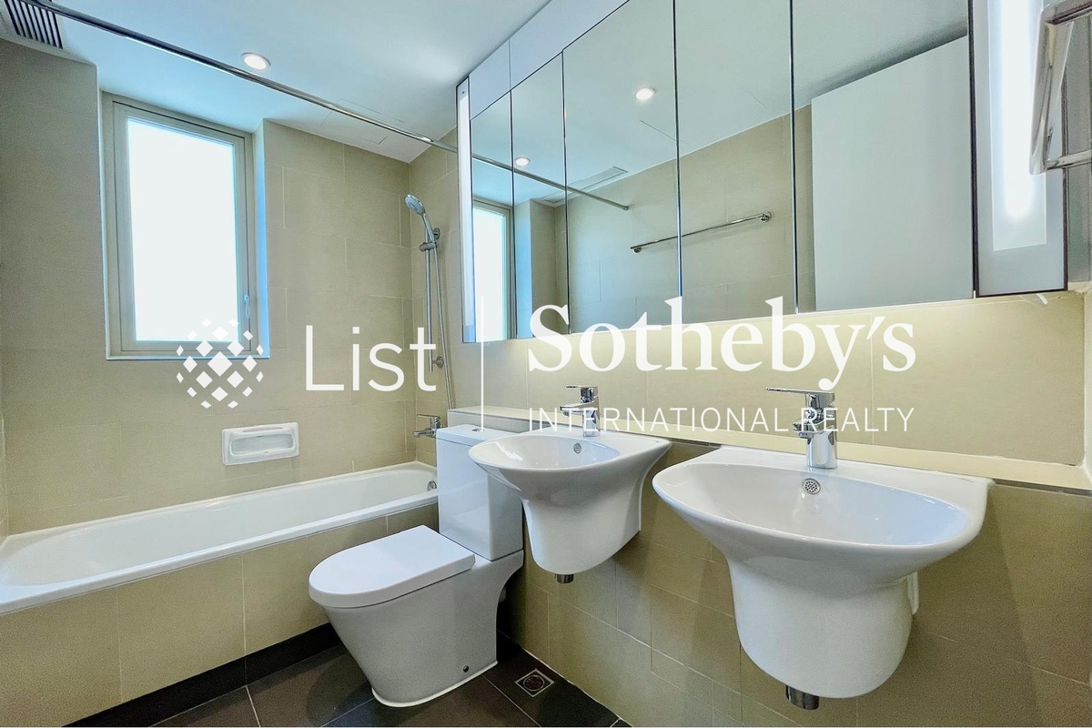 Jessville Jessville | Guest Bathroom