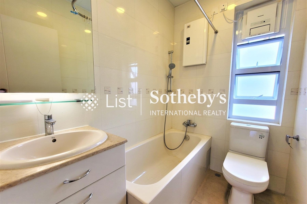 Springvale 春苑 | Second Guest Bathroom