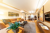 Pacific Place Apartment 太古广场服务式公寓 | Living and Dining Room