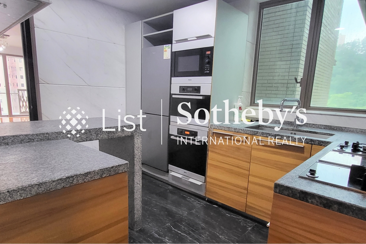 Celestial Heights Phase 1 半山壹号第一期 | Kitchen