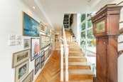Hiu Po Path Detached House 曉波徑獨立屋 | Internal Staircases