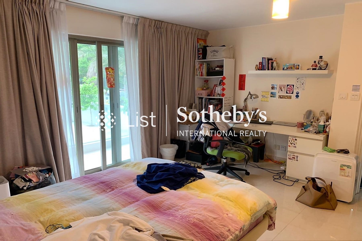 Nam Shan 南山 | Third Bedroom