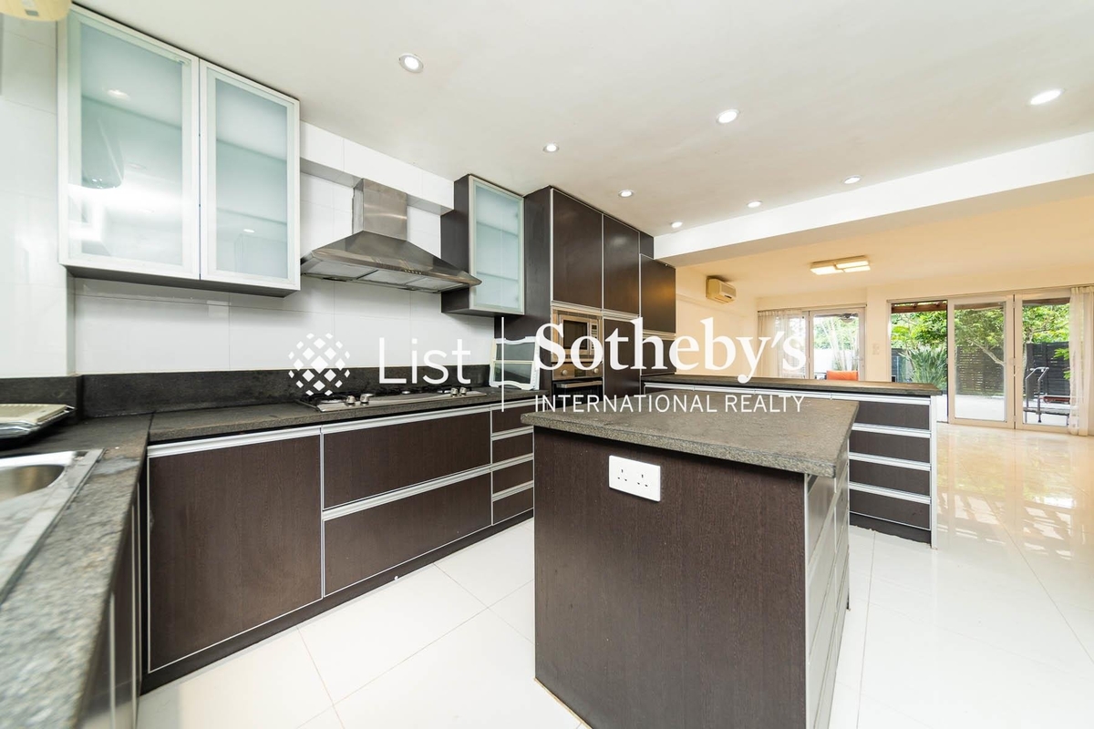 Tsam Chuk Wan 斬竹灣 | Open Kitchen