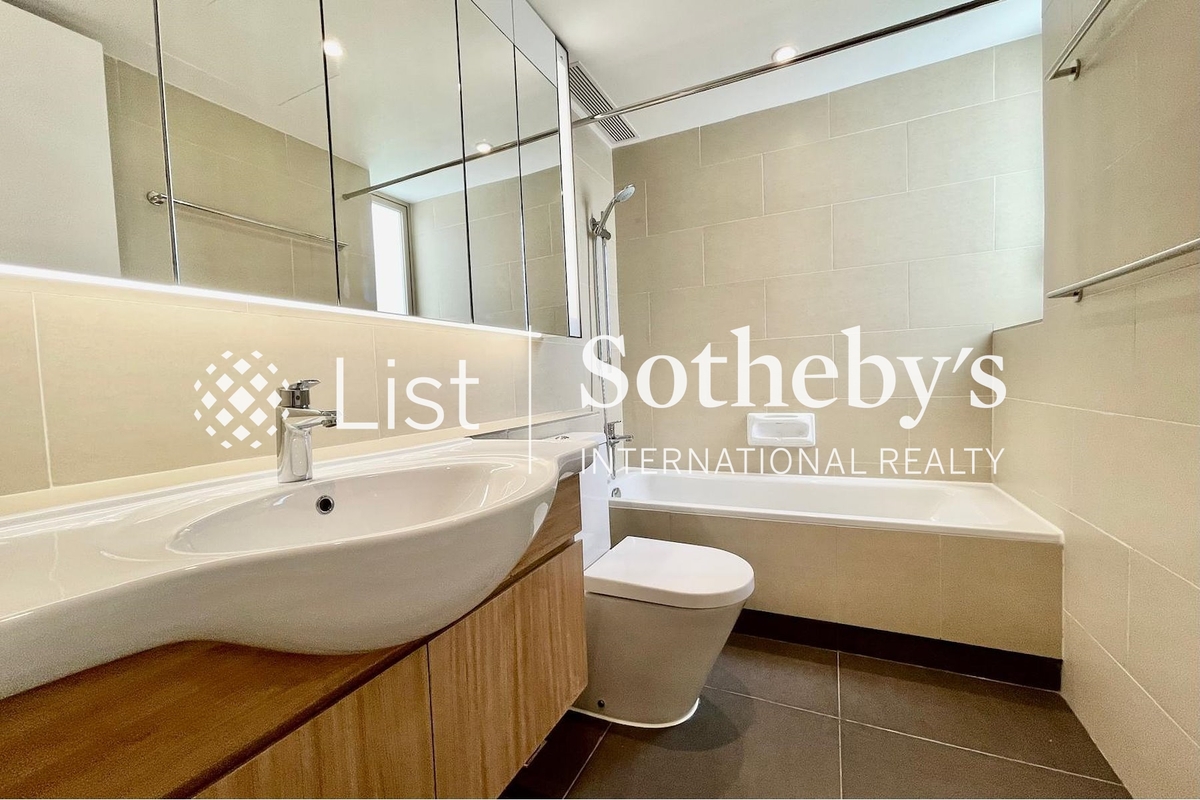 Jessville Jessville | Master Bathroom