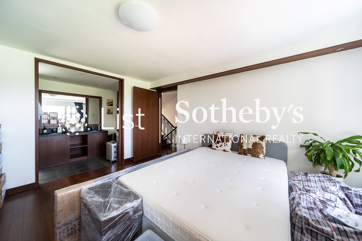 Hing Keng Shek Detached House 慶徑石獨立屋 | Second En-suite Bedroom