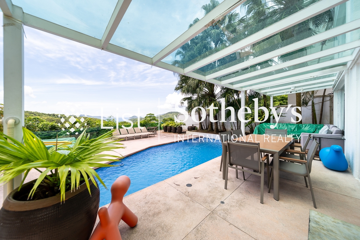 Hing Keng Shek Detached House 慶徑石獨立屋 | Private Terrace off Dining Room