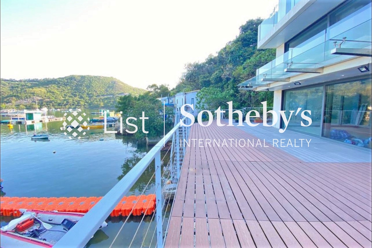 No. 36H Po Toi O 布袋澳36H號 | Private Terrace off Living and Dining Room