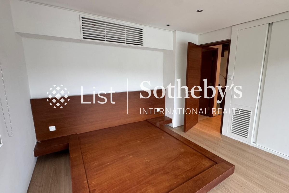 Po Toi O 布袋澳 | Third Bedroom